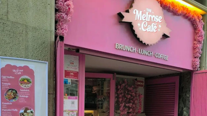 THE MELROSE CAFÉ